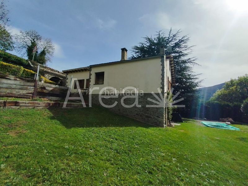 Foto 68363a86-88db-455c-81f2-3e8f0f1b4113. Xalet amb aparcament piscina a Planoles
