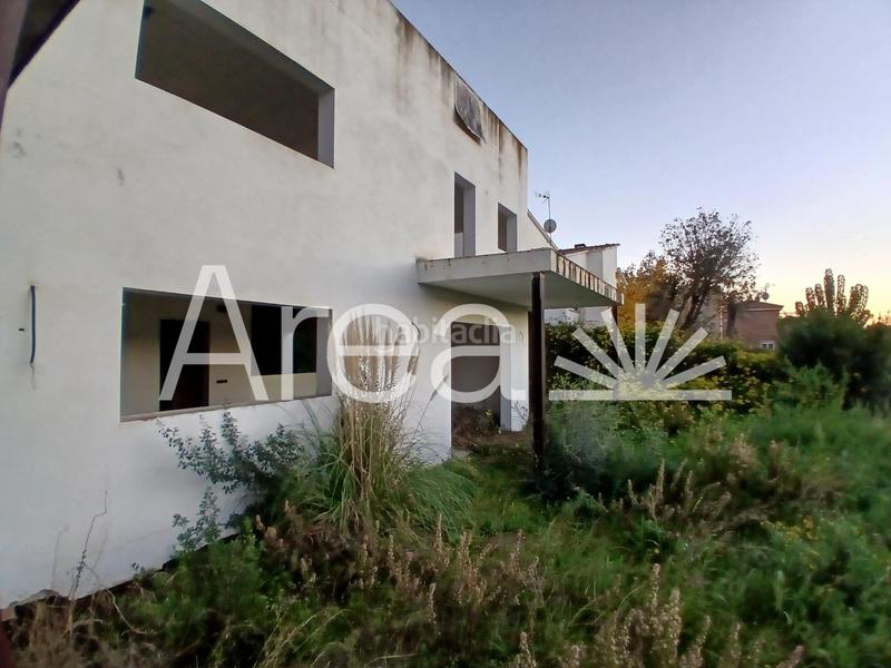 Foto 77c99e29-015a-4c99-991e-933225c24595. Chalet  obra parada en Urbanitzacions Arenys de Mar