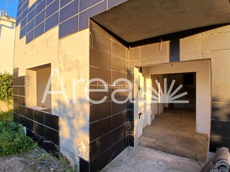 Foto af9aba35-4e43-45a9-9ab0-8ec5aeb94ee5. Chalet  obra parada en Urbanitzacions Arenys de Mar