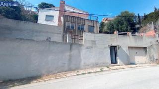 Haus in Urbanitzacions. Casa en argentona a reformar  especial inversores