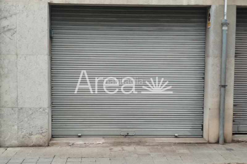 Foto 5006e455-6247-4347-b920-4927d22367db. Aparcament cotxe a Ripoll