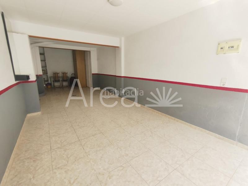 Foto 69a0694e-39e4-4d92-82c9-65b65ea22670. Aparcament cotxe a Ripoll