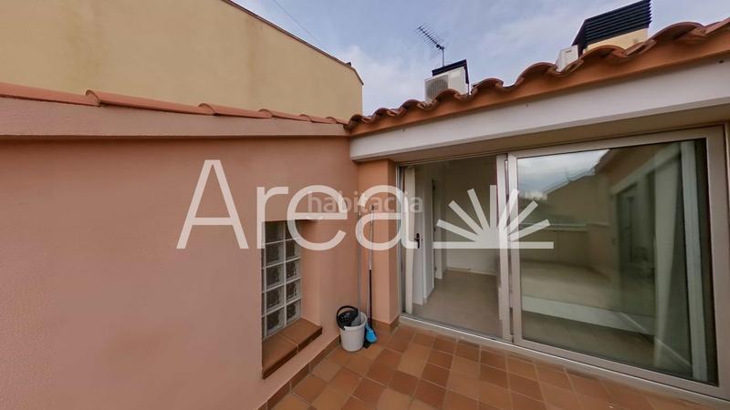 Foto 36715423-6548-46a7-8833-33d5c61657a5. Location attique avec chauffage dans Centre Mataró