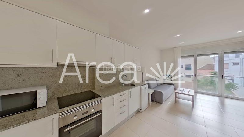 Foto a2c7603f-26ef-4557-a4c7-3819c00b649f. Rent penthouse with heating in Centre Mataró