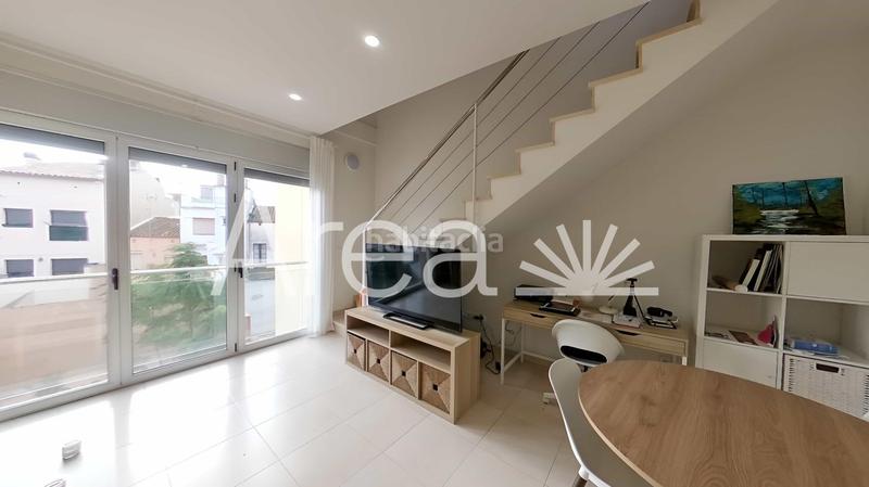 Foto e55ff3f2-656e-4371-8185-3f92d879fdf6. Rent penthouse with heating in Centre Mataró
