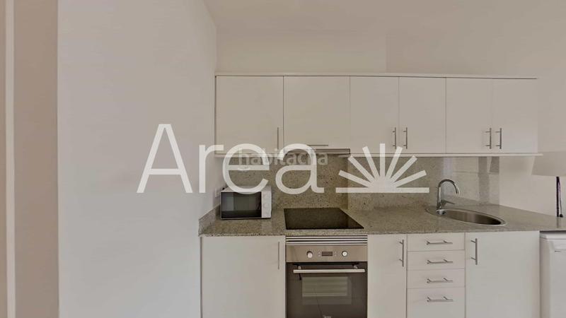 Foto e6199506-44b7-440d-9715-1086a496ff45. Rent penthouse with heating in Centre Mataró