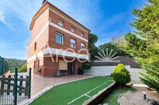Chalet  Avenida avinguda del turó d'en llull. Confortable torre a 4 vientos con excelentes vistas panorámicas.