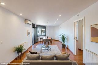 Etagenwohnung  Pau casals. Precioso piso muy luminoso con terraza en el centro