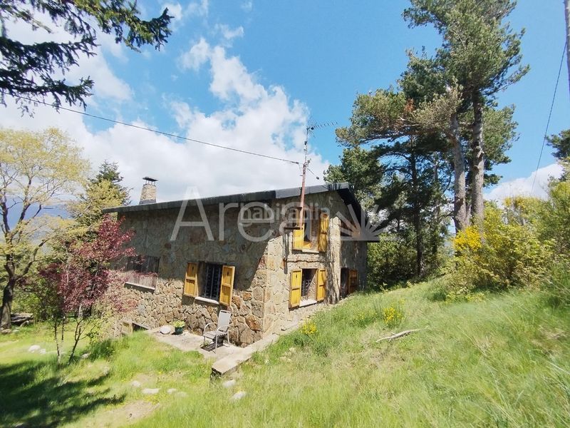 Foto 64a002ec-d7f3-4556-83f2-d2bcc43a449c. Xalet amb aparcament a Campelles