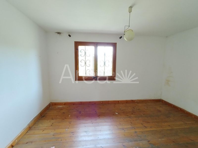 Foto 69ae4a5c-08e0-4e7f-87ab-f52be2e7698d. Xalet amb aparcament a Campelles