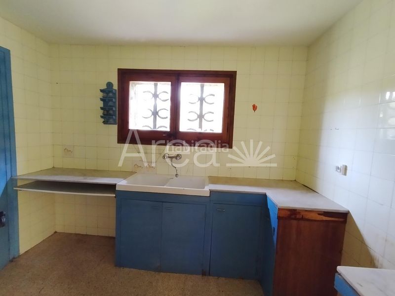 Foto a6e7f062-b2be-45ad-99b6-37eb3a533959. Xalet amb aparcament a Campelles