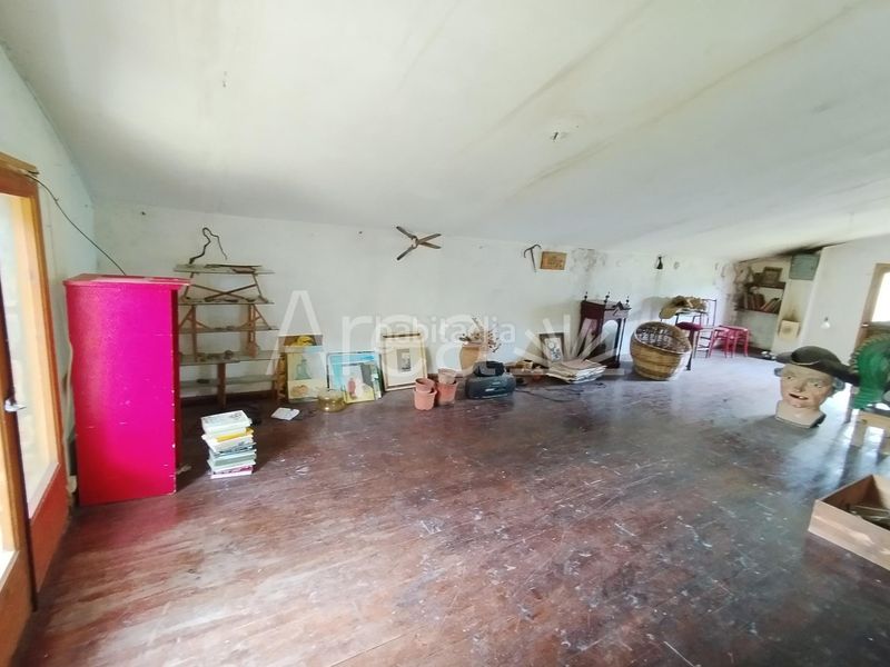 Foto d1e540b7-074c-4795-89ba-039e4b2d03f9. Xalet amb aparcament a Campelles