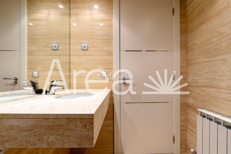 Foto 1a635f72-b63f-49a4-8647-b7eae64440c6. Appartamento con parcheggio piscina in Via Europa - Parc Central Mataró