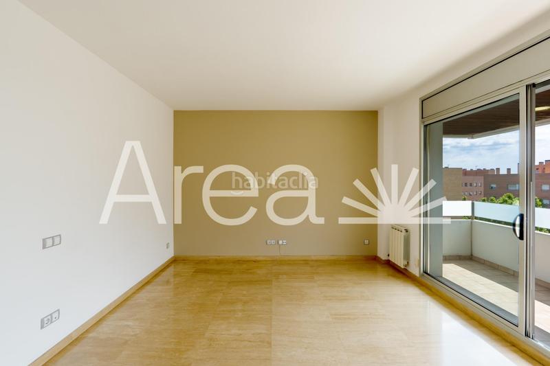 Foto 5c924158-7f6b-46e2-ac76-4aef81634592. Appartamento con parcheggio piscina in Via Europa - Parc Central Mataró