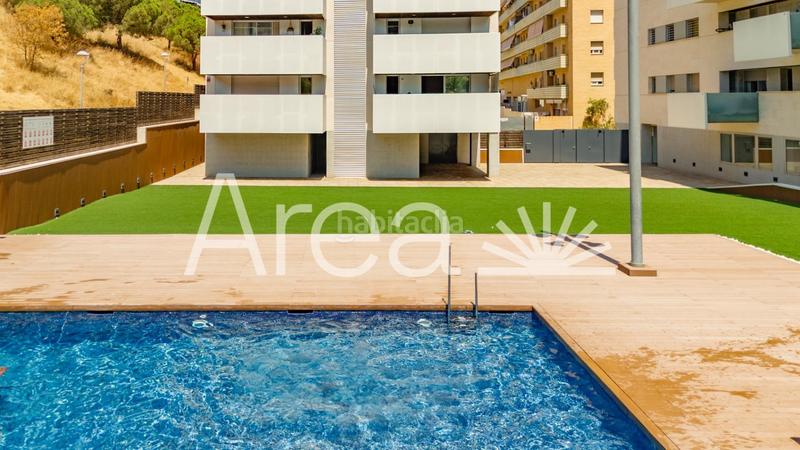 Foto 86a9bb37-61ea-4d84-9caa-8d657ef6e540. Appartamento con parcheggio piscina in Via Europa - Parc Central Mataró