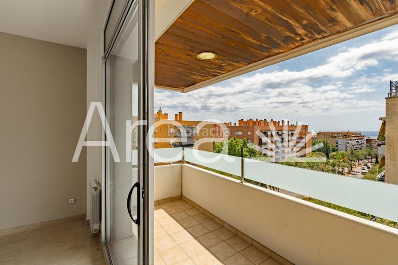 Foto a3374f4b-7a6b-4e06-9992-e026c6cdcdb1. Appartamento con parcheggio piscina in Via Europa - Parc Central Mataró