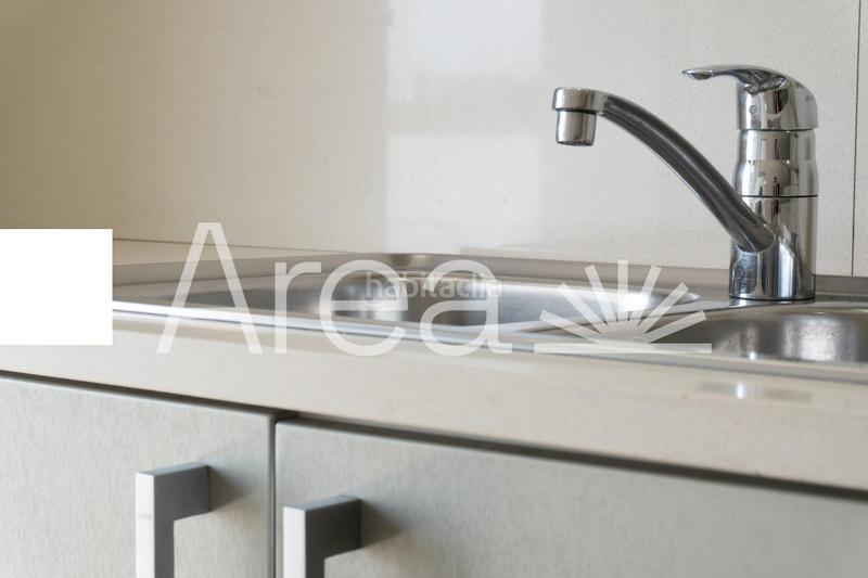 Foto e9cfce81-8d26-4a17-bc2d-2e8b5382798d. Appartamento con parcheggio piscina in Via Europa - Parc Central Mataró