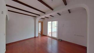 Flat in Centre-Nucli Antic. Piso en venta en premia de mar  especial inversores activo alqui
