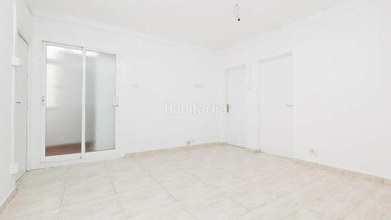 Foto 0e726e47-dab7-4fc6-8f1b-7eaea6eb1c11. Piso  en venta especial inversores activo alquilado hasta 122029 en Mataró