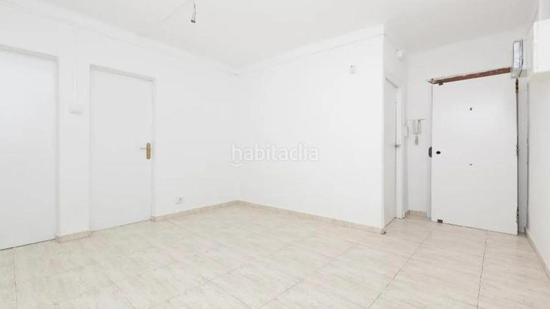 Foto 4781ec3c-7361-46f1-978e-71093510f900. Piso  en venta especial inversores activo alquilado hasta 122029 en Mataró