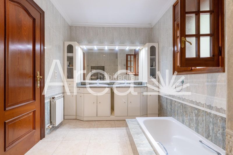 Foto 4a076ac9-a192-4403-9654-2b5f5c527814. Xalet amb aparcament piscina a Urbanitzacions Mataró
