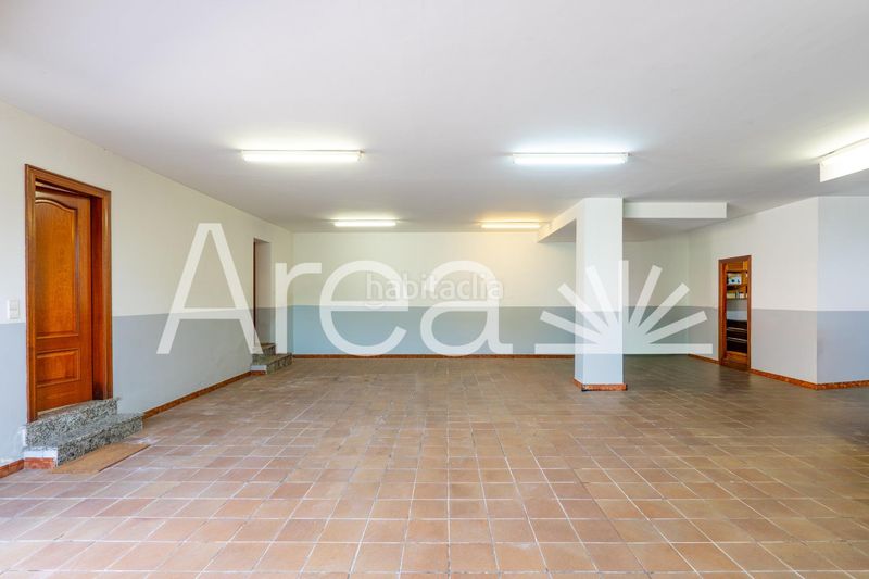 Foto a9ef1f65-a3c5-4517-8271-e8c92587c060. Xalet amb aparcament piscina a Urbanitzacions Mataró