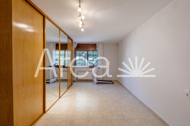 Foto b3a4663f-b839-4ee9-b847-90e09978f065. Xalet amb aparcament piscina a Urbanitzacions Mataró