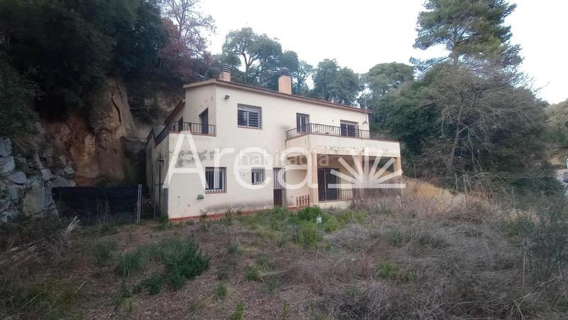 Foto b0640db0-6520-4c32-8ef2-99935631f1a5. Casa amb aparcament a Can Massuet del Far Dosrius