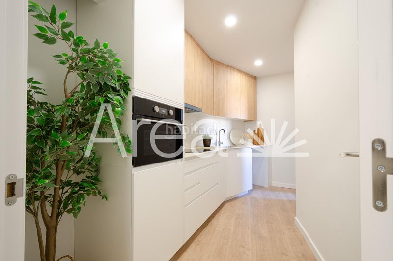 Foto b39f8030-621b-4498-b802-d711623841f2. Pis a Centre Mataró