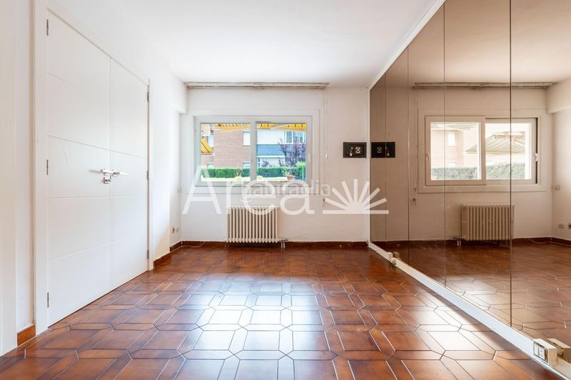 Foto 22cba8b8-50af-4296-b5b6-d387453072b0. Piso  con terraza jardín particular, 2 pk t piscinaszonas deportivas en Sant Andreu de Llavaneres