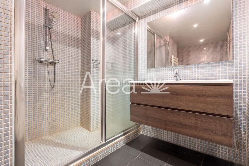 Foto 603fcbc8-c068-4894-a979-ff673ee005c3. Piso  con terraza jardín particular, 2 pk t piscinaszonas deportivas en Sant Andreu de Llavaneres
