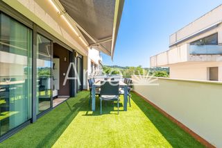 Flat  Carrer vallveric de. Impecable vivienda  en esquina con terraza a nivel.muy elegante