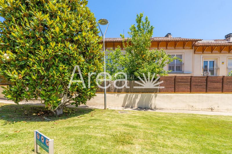 Foto 34f453a8-6d40-4281-8026-ff3550a297a7. Casa amb aparcament piscina a El Balís Sant Andreu de Llavaneres