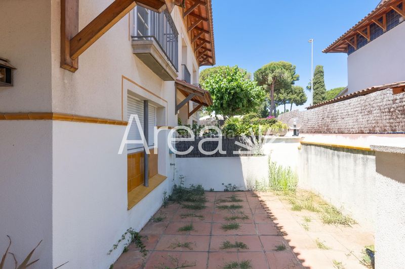 Foto 96b1fe19-f92b-400d-b1a5-3fb487cd2b30. Casa amb aparcament piscina a El Balís Sant Andreu de Llavaneres