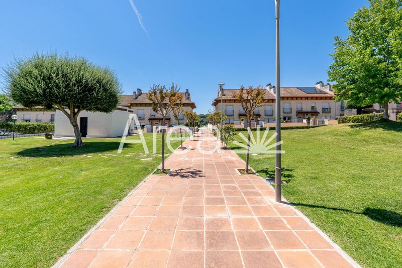 Foto bc507ac3-04bc-4d36-8c36-e7be39087e7a. Casa amb aparcament piscina a El Balís Sant Andreu de Llavaneres