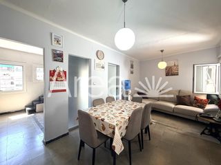 Duplex  Carrer carrer escultor damià campeny. Dúplex en edifico con encanto en el centro de mataró