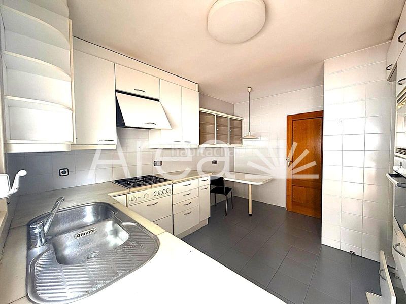 Foto 65a3f4d6-9ae6-4d2c-8e7e-d94a98ae2298. Semi detached house in calle mila i fontanals 24 in Premià de Mar