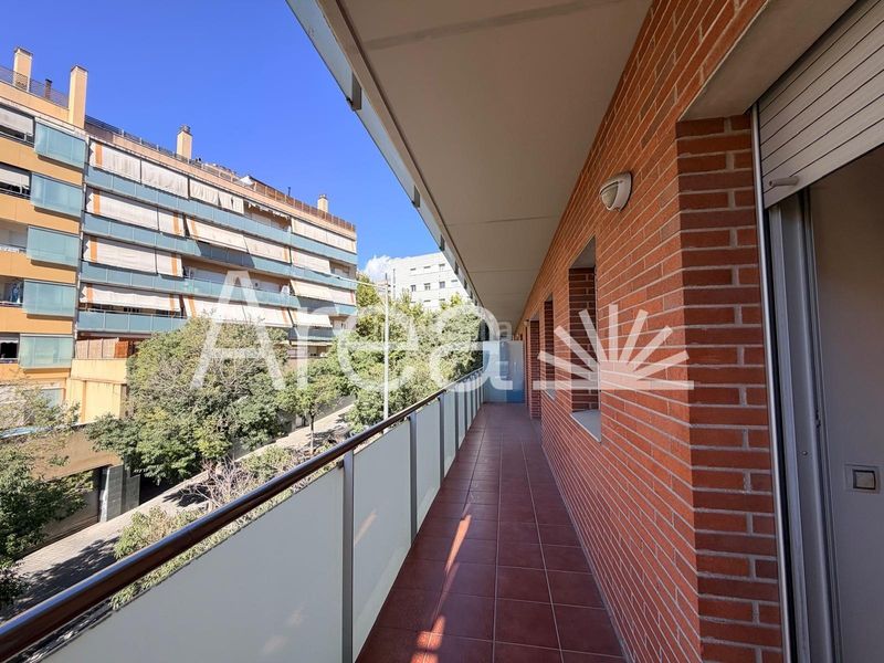 Foto 3e7291c0-461d-4528-9876-744d46317b1c. Pis amb calefacció aparcament piscina a Via Europa - Parc Central Mataró