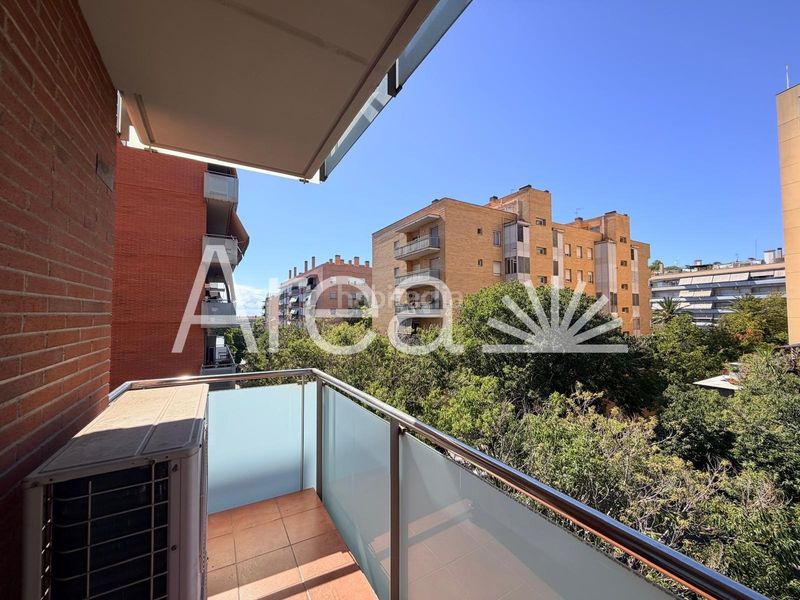 Foto 3e90c845-8d78-4b00-8e4f-4c26a7557f3d. Pis amb calefacció aparcament piscina a Via Europa - Parc Central Mataró