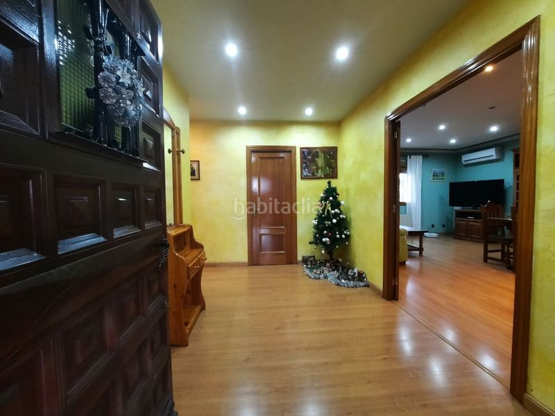 Foto 1ab10bd0-b854-4504-9fed-08273972eb2c. Xalet amb calefacció aparcament piscina a Escalona