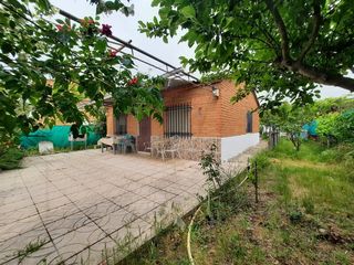 Chalet à Escalona. Chalet en urbanizacion en escalona