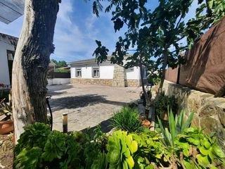 Xalet a Escalona. Acogedora casa con parcela privada de 309 m