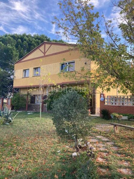 Foto 37f2f809-6c44-4347-bbe3-3d85ef7bb500. Finca rústica a Santa Olalla