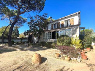 Chalet in Colonia. Chalet independiente en torrelodones colonia