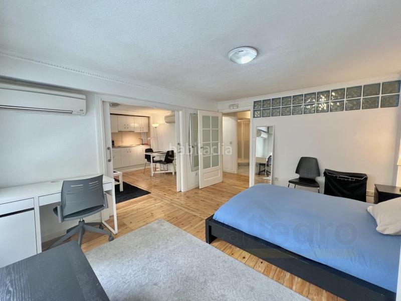 Foto f4a69c05-7eaa-482d-8820-f4349cd8e977. Lloguer apartament a Justicia-Chueca Madrid