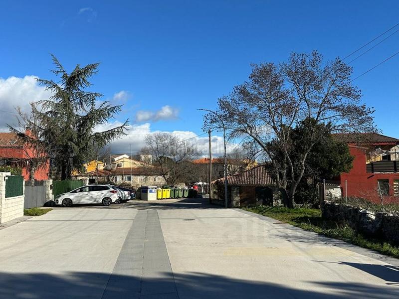 Foto 00fbc07b-4b95-49a6-888e-2028f06a9cc1. Terreno residenziale in Lozoyuela - Navas - Sieteiglesias