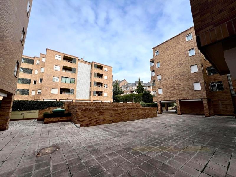 Foto 810c8ae8-481e-42c9-b499-1941777a3fbc. Appartamento con parcheggio in Golf-El Carralero Majadahonda