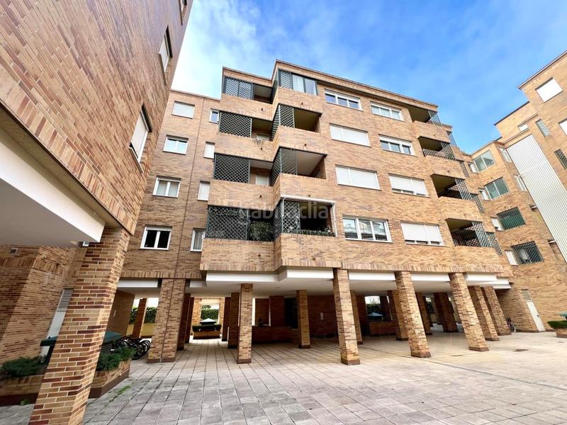 Foto cf0544cf-81a3-404a-a931-f92a3bf79d00. Appartamento con parcheggio in Golf-El Carralero Majadahonda