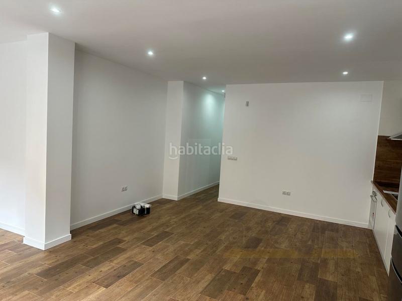 Foto b9aa16b4-8697-4964-ba40-a1f0823645f3. Local comercial localoficina comercial en Carlos Ruiz Collado Villalba