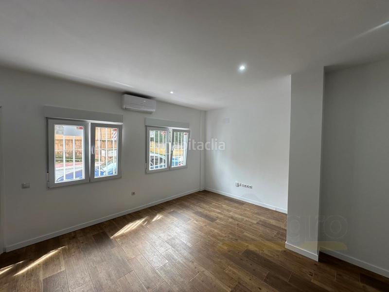 Foto d3a6efd5-6f76-4ffc-8313-e53876b01d79. Local comercial localoficina comercial en Carlos Ruiz Collado Villalba